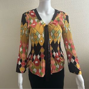 Sunny Leigh Crinkle Pleated V Neck Geometric Printed Casual Top Blouse Small